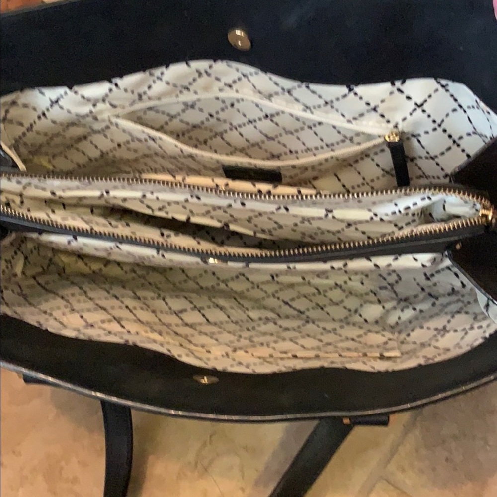 Purse - Picture 3 of 4